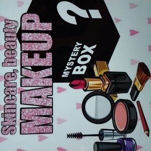 NEW 3 Full Size beauty / skincare / makeup products mystery box